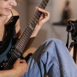 Music for Vlogs: Find the Right Tracks for Your Videos